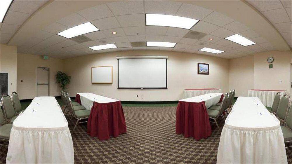 Holiday Inn Express & Suites Tracy By Ihg Einrichtungen foto
