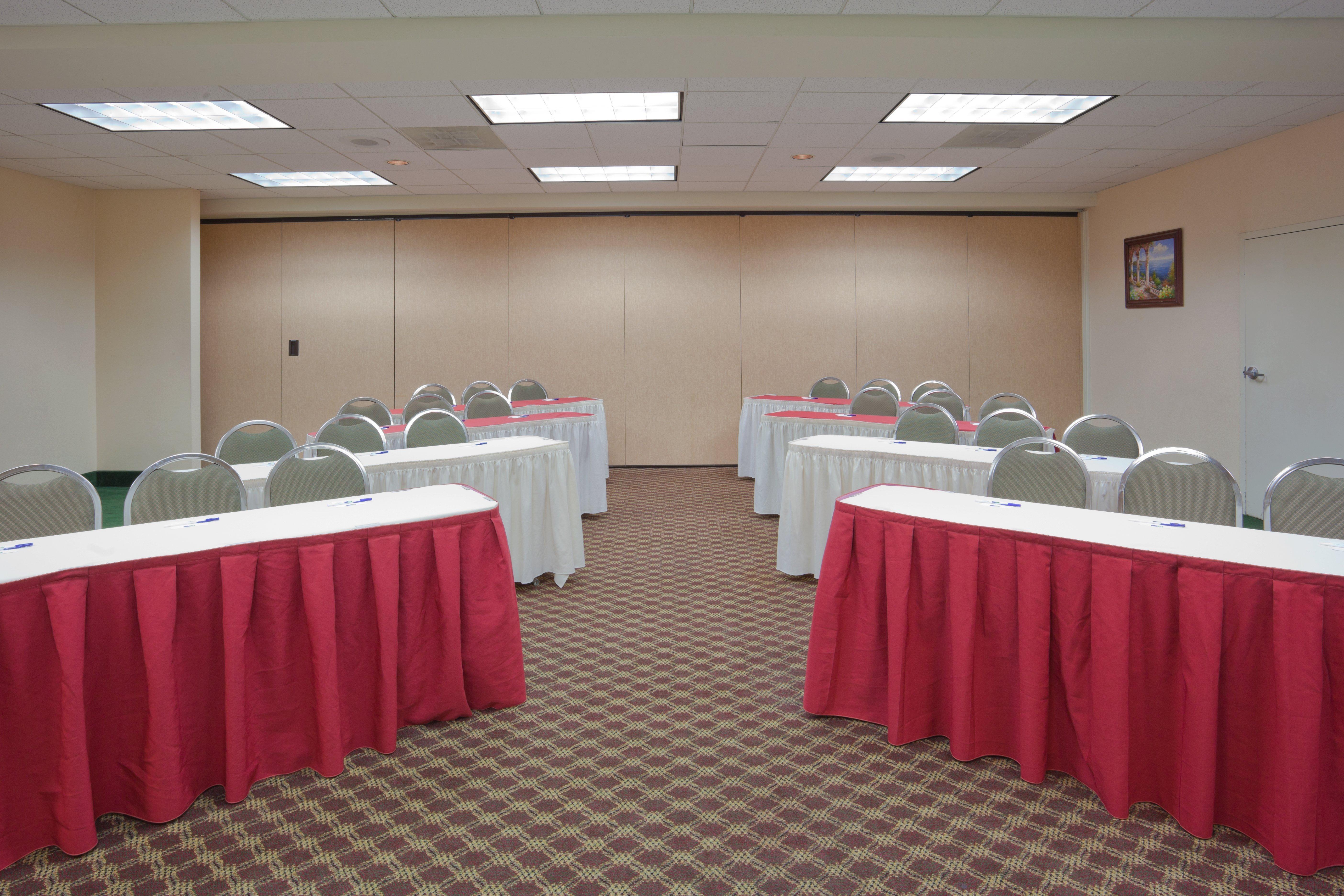 Holiday Inn Express & Suites Tracy By Ihg Exterior foto